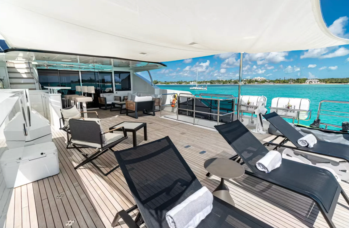 M/Y IC