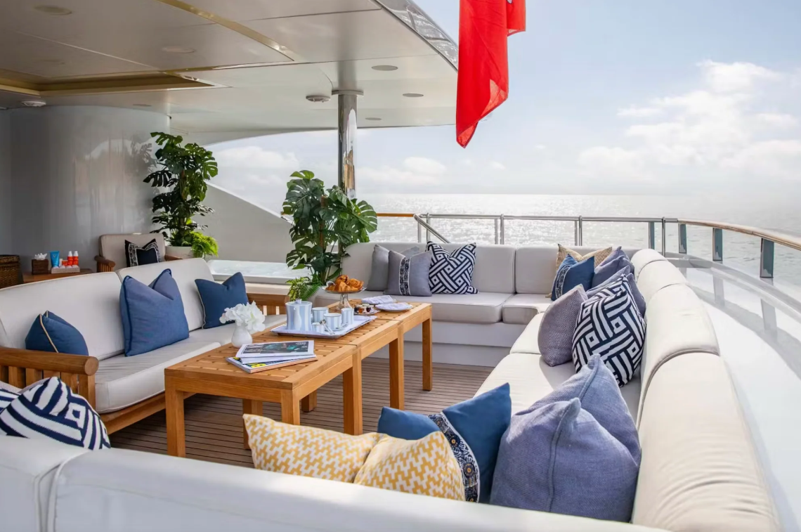 M/Y LA BLANCA