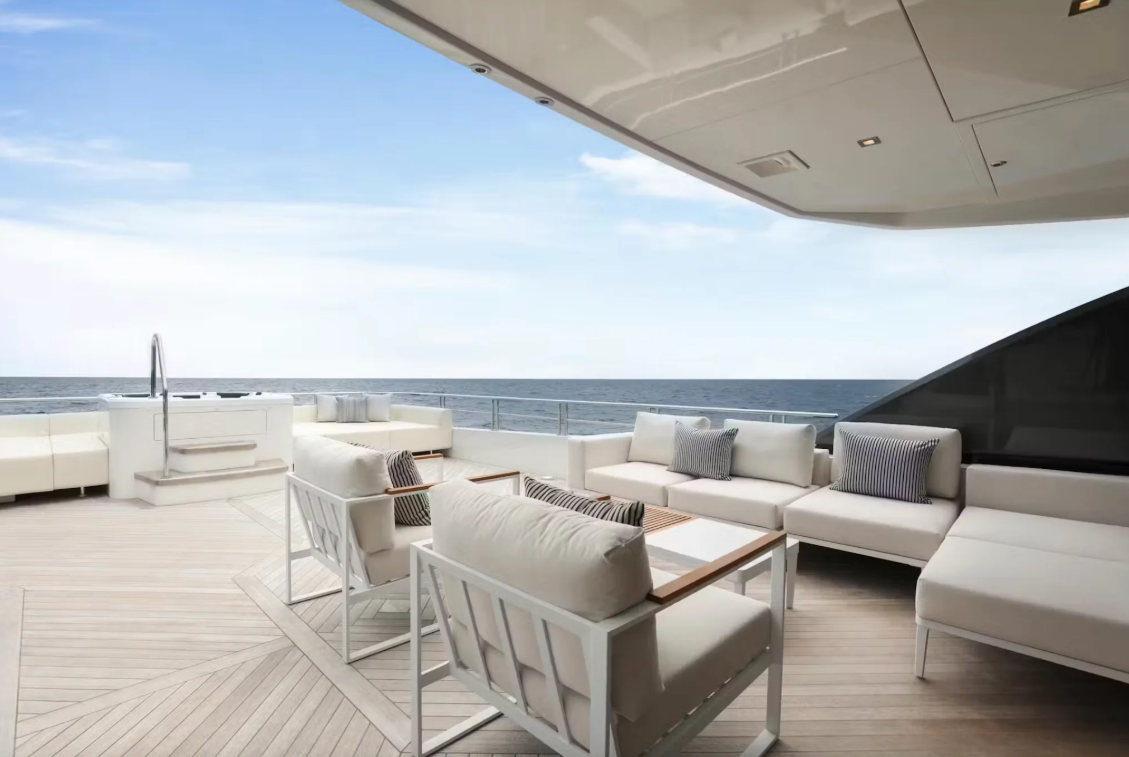 M/Y O MIMI